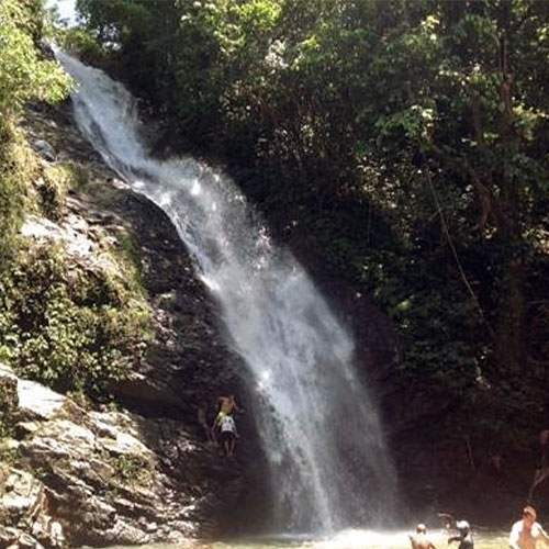 Biausevu waterfall